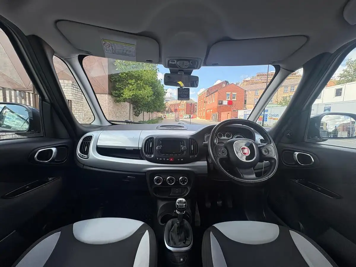 2014-fiat-500l-14-pop-star-95bhp-big-9