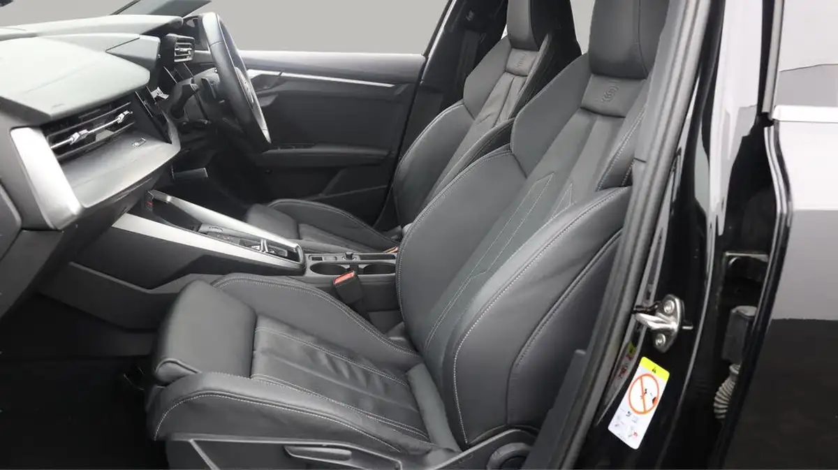 2020-audi-a3-10-30-tfsi-110ps-sportback-5d-s-tronic-big-14