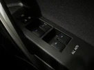 2014-toyota-auris-16-excel-hatchback-small-17