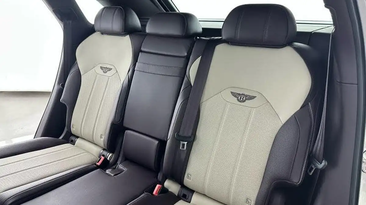 2020-bentley-bentayga-30-hybrid-big-33