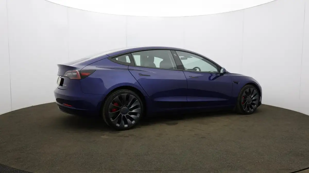 2021-tesla-model-3-e-performance-awd-big-58