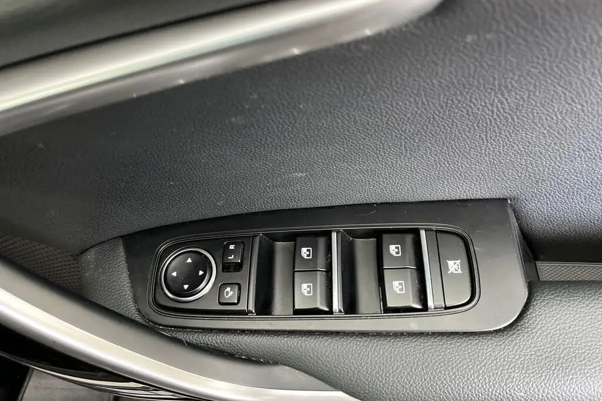2025-kia-pro-ceed-15-t-gdi-gt-line-s-big-19