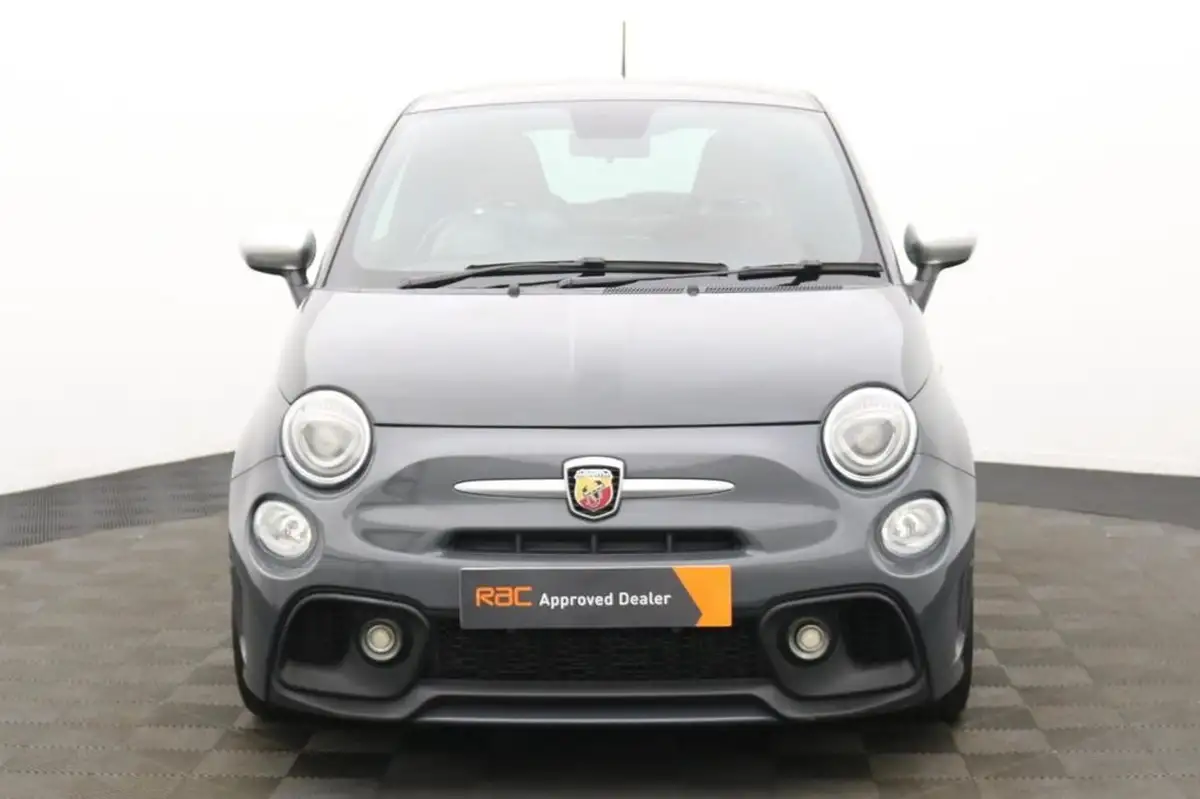 2020-abarth-595-14-tjet-turismo-70th-big-9
