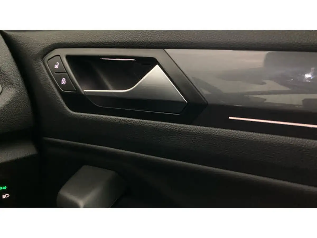 2021-volkswagen-t-roc-20tdi-r-line-evo-dsg-big-30
