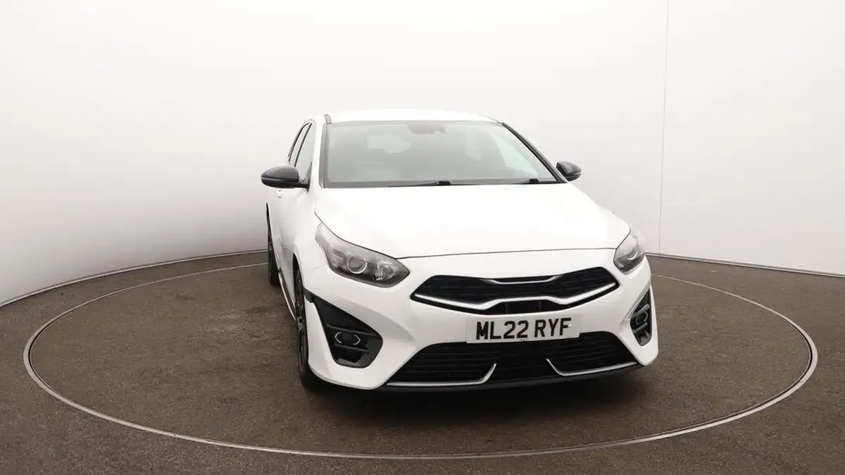 2022-kia-pro-ceed-15-t-gdi-gt-line-big-42
