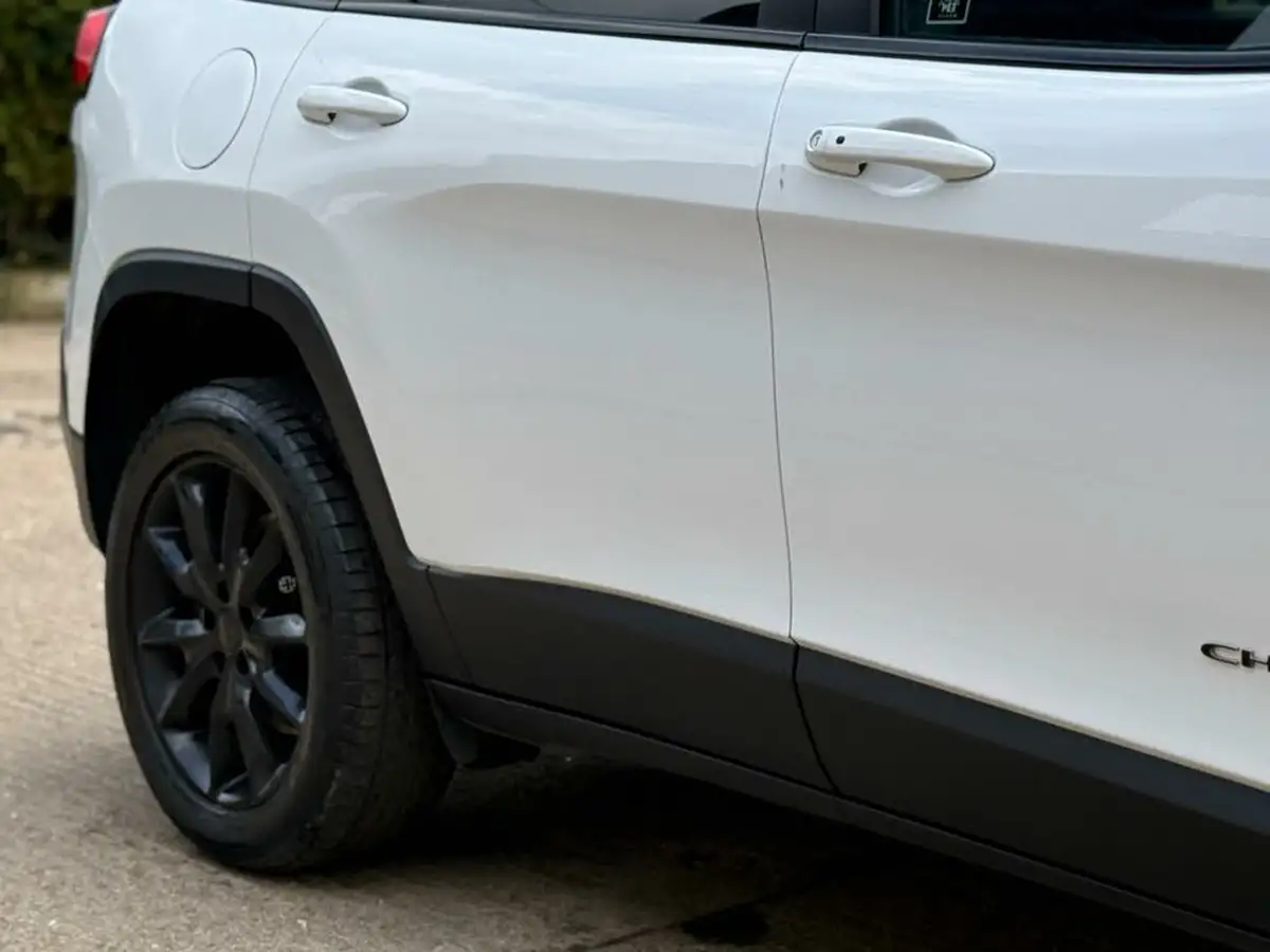 2015-jeep-cherokee-20multijet-ii-limited-4wd-big-20
