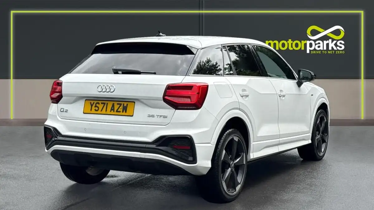 2022-audi-q2-15-35-tfsi-black-edition-big-2
