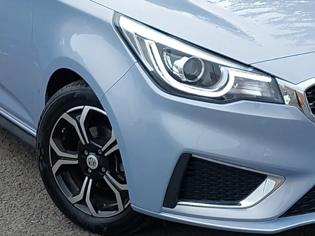 2024-mg-mg3-15-vti-tech-exclusive-nav-big-8