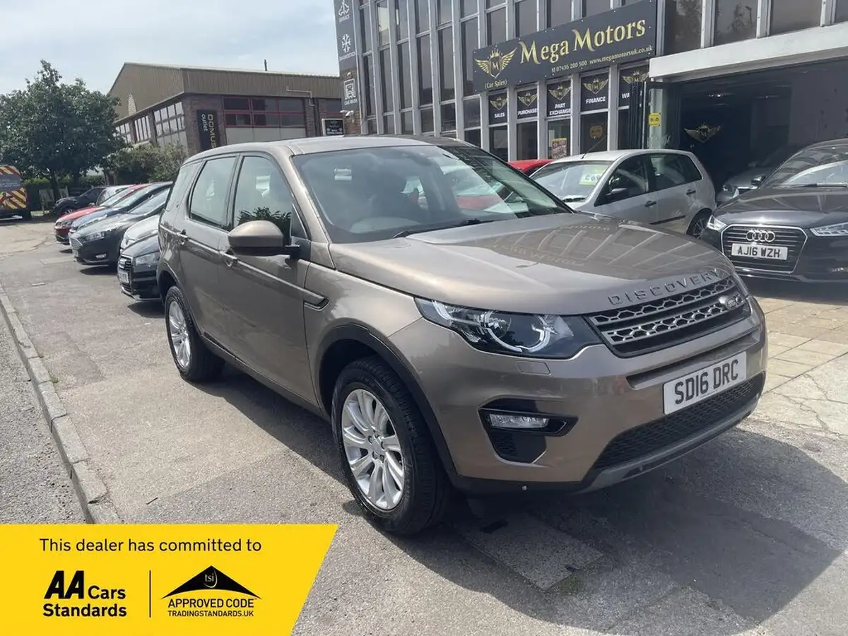 2016-land-rover-discovery-sport-20td4-se-tech-180ps-awd-ss-auto-big-0