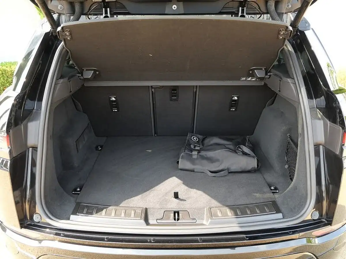 2021-land-rover-range-rover-evoque-15-p300e-r-dynamic-se-big-33
