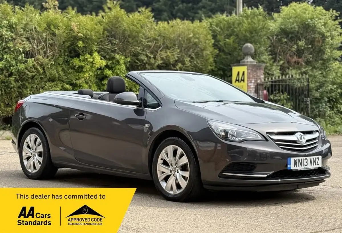 2013-vauxhall-cascada-20cdti-se-ss-big-0