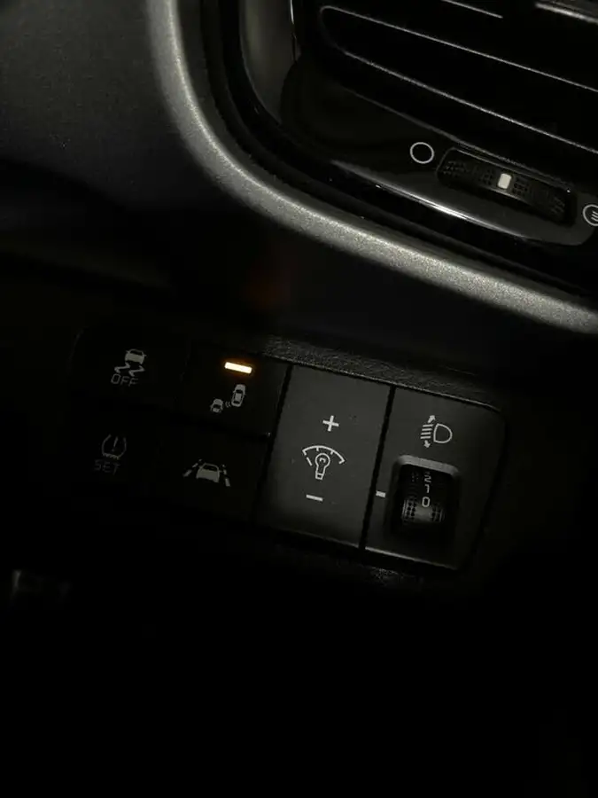 2018-kia-stonic-10-t-gdi-first-edition-big-29