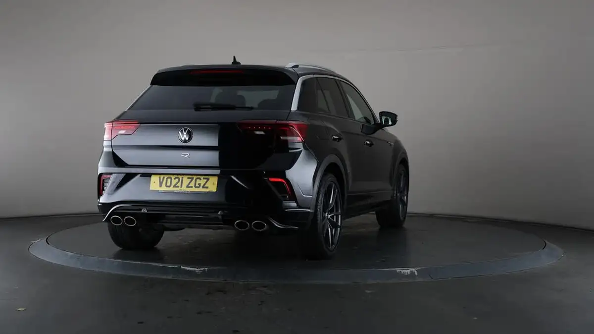 2021-volkswagen-t-roc-20-tsi-r-big-70