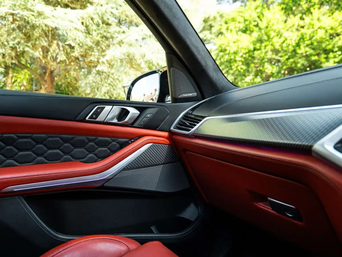 2023-bmw-x5-44-m-competition-big-48