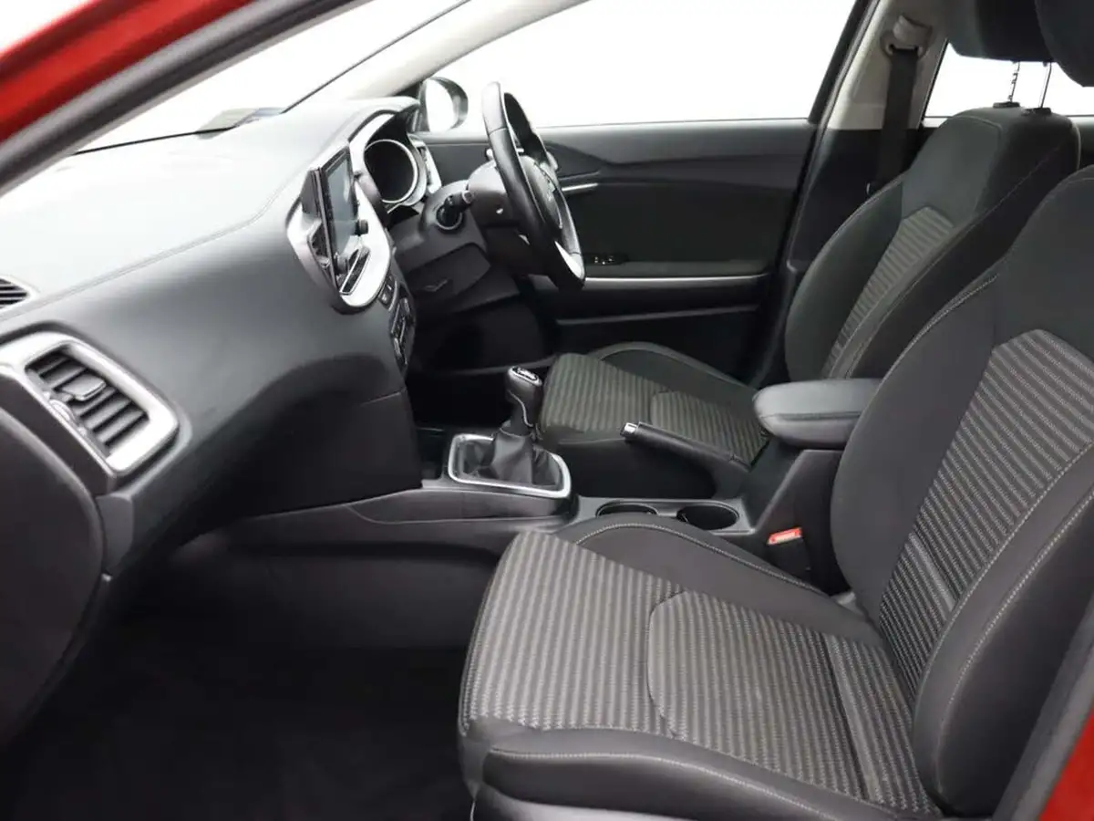 2022-kia-xceed-10-t-gdi-2-big-29