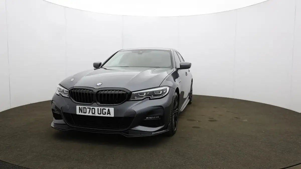 2020-bmw-3-series-20-330e-m-sport-saloon-4d-big-40