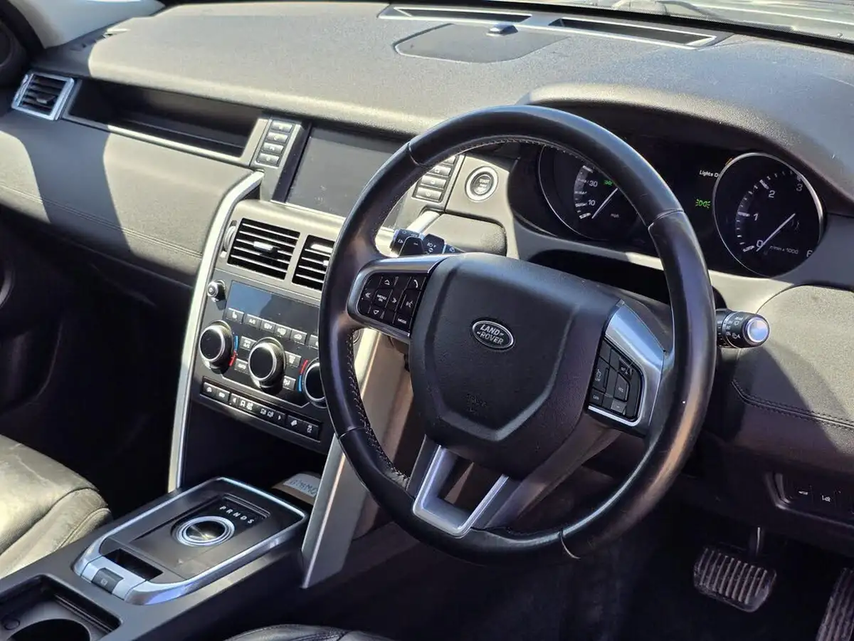 2017-land-rover-discovery-sport-20td4-se-tech-180ps-station-wagon-auto-big-40