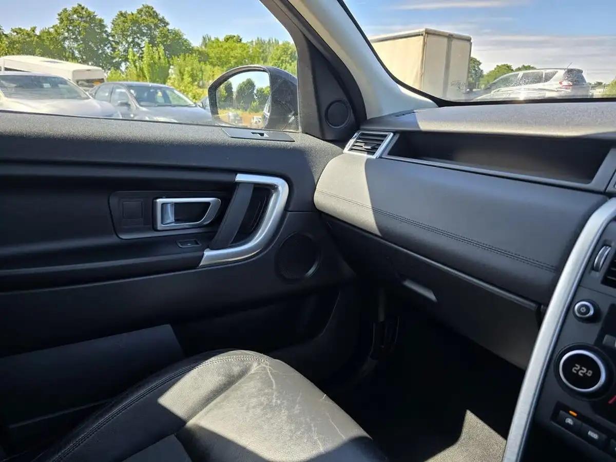 2017-land-rover-discovery-sport-20td4-se-tech-180ps-station-wagon-auto-big-64