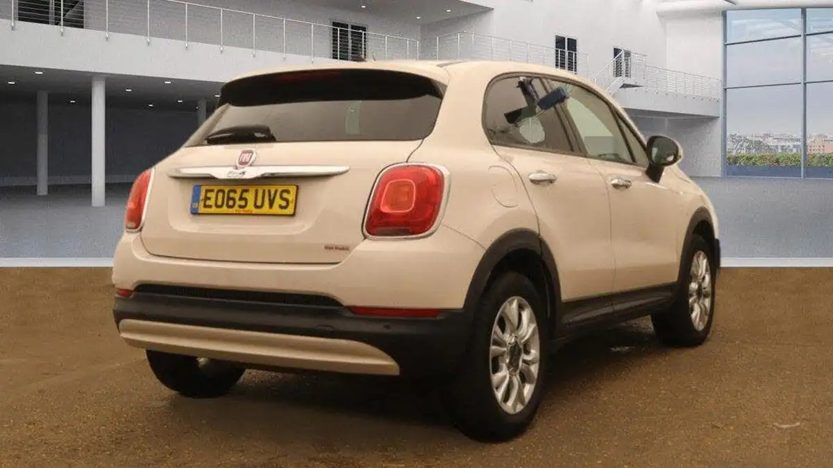 2015-fiat-500x-14-pop-star-ddct-big-7