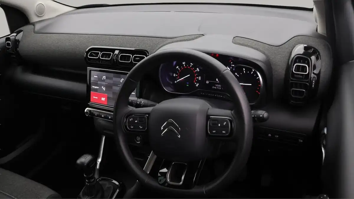 2022-citroen-c3-aircross-12-puretech-shine-plus-110ps-big-9
