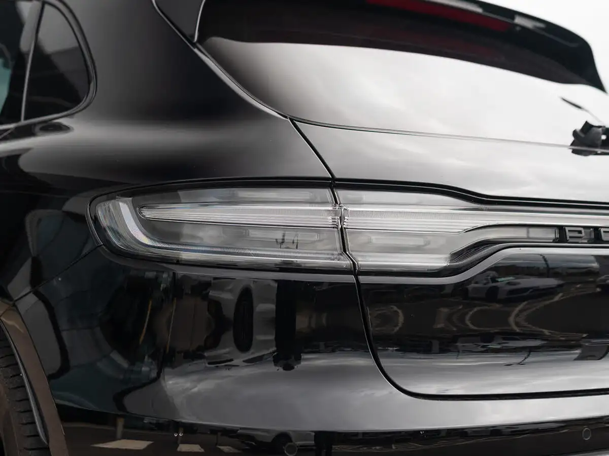 2023-porsche-macan-29-v6-gts-big-17