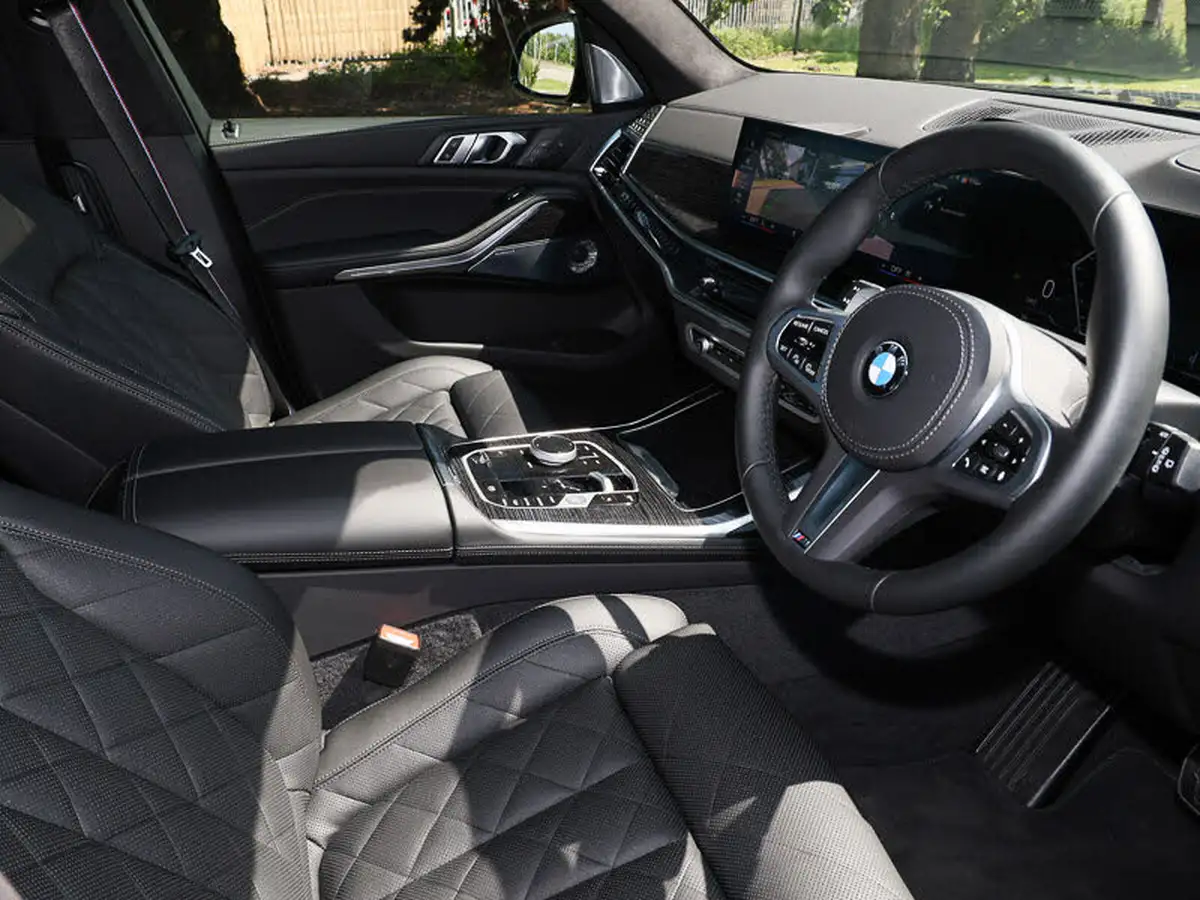 2025-bmw-x7-30td-xdrive-40d-m-sport-big-5