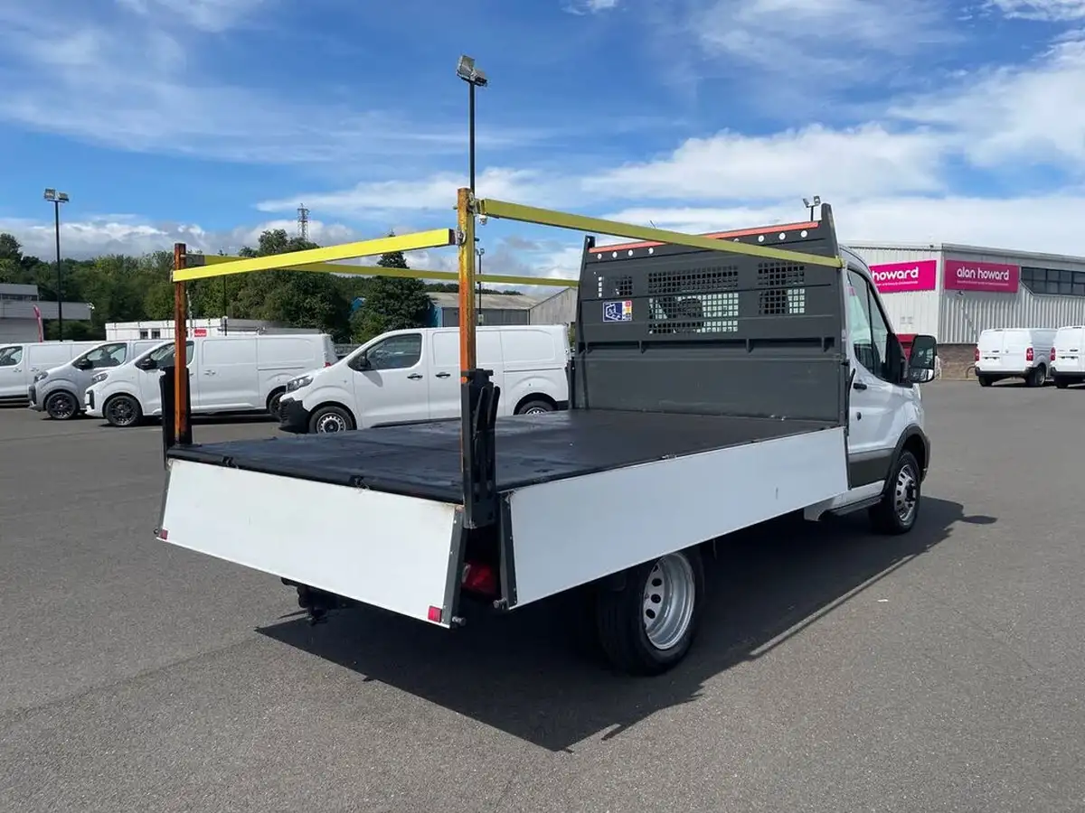2022-ford-transit-20tdci-350-l2h1-leader-130pseu6dt-rwd-cab-big-18