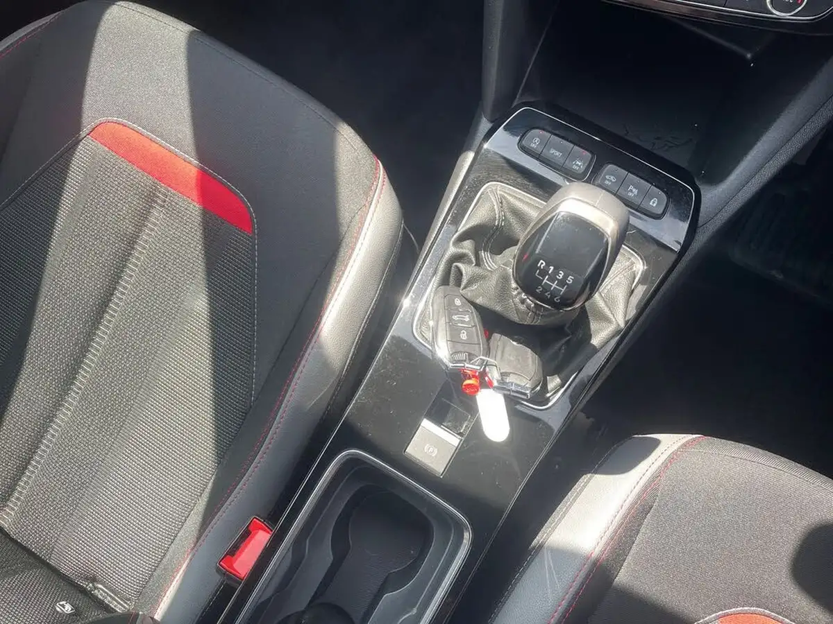 2021-vauxhall-mokka-12-sri-nav-premium-100ps-big-25
