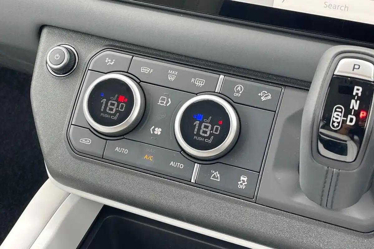 2024-land-rover-90-defender-30-d350-x-dynamic-hse-big-26