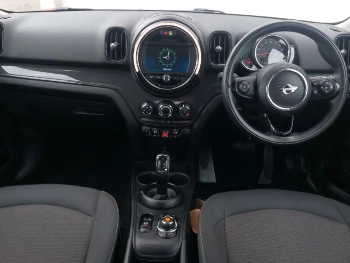 2020-mini-countryman-15-cooper-classic-auto-big-2