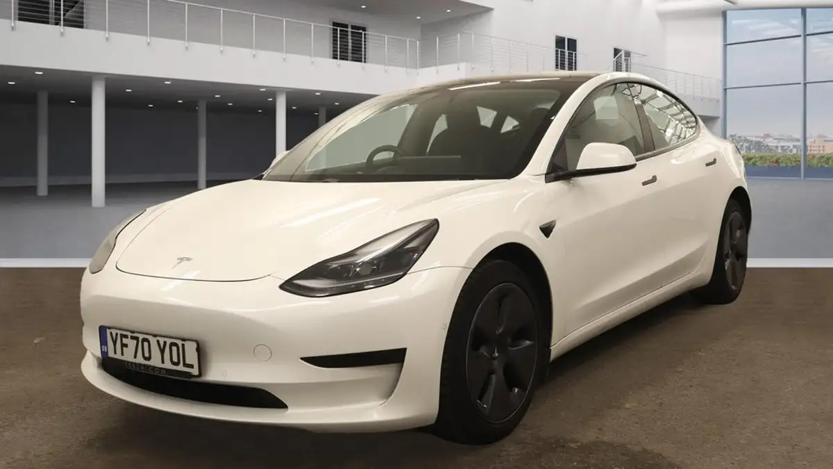 2020-tesla-model-3-e-standard-plus-big-2