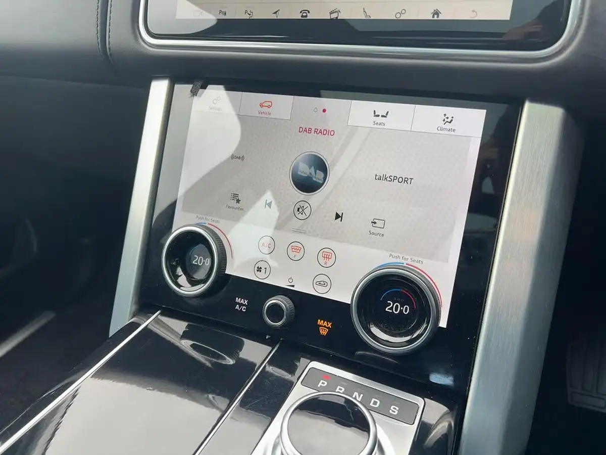 2021-land-rover-range-rover-20-p400e-autobiography-big-44