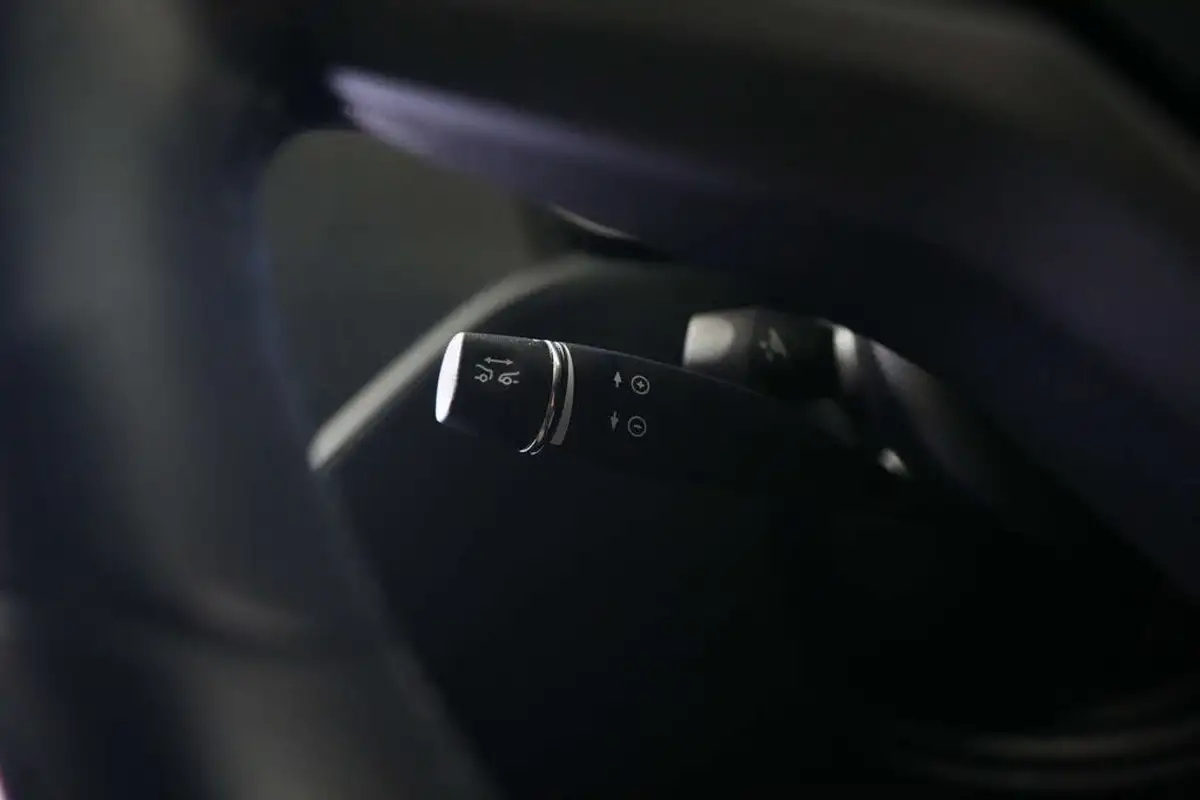 2018-tesla-model-x-e-75d-big-40