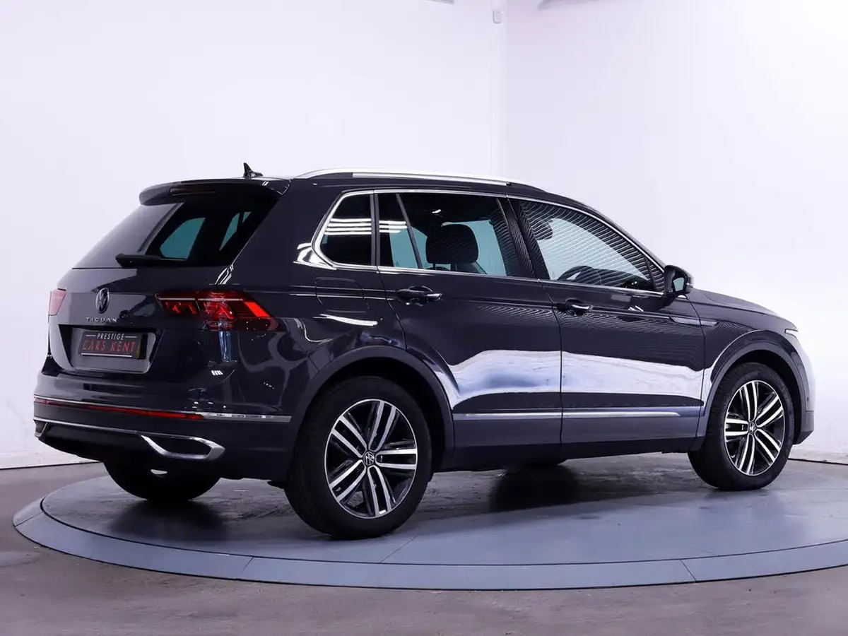 2023-volkswagen-tiguan-15-tsi-elegance-big-8