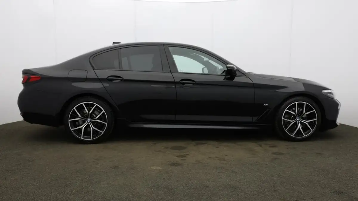 2021-bmw-5-series-20td-520d-m-sport-mht-saloon-4d-big-53
