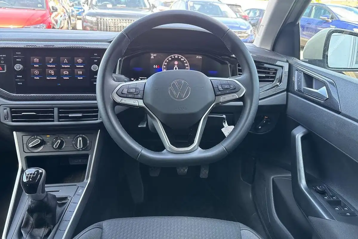 2024-volkswagen-polo-10-tsi-match-big-47