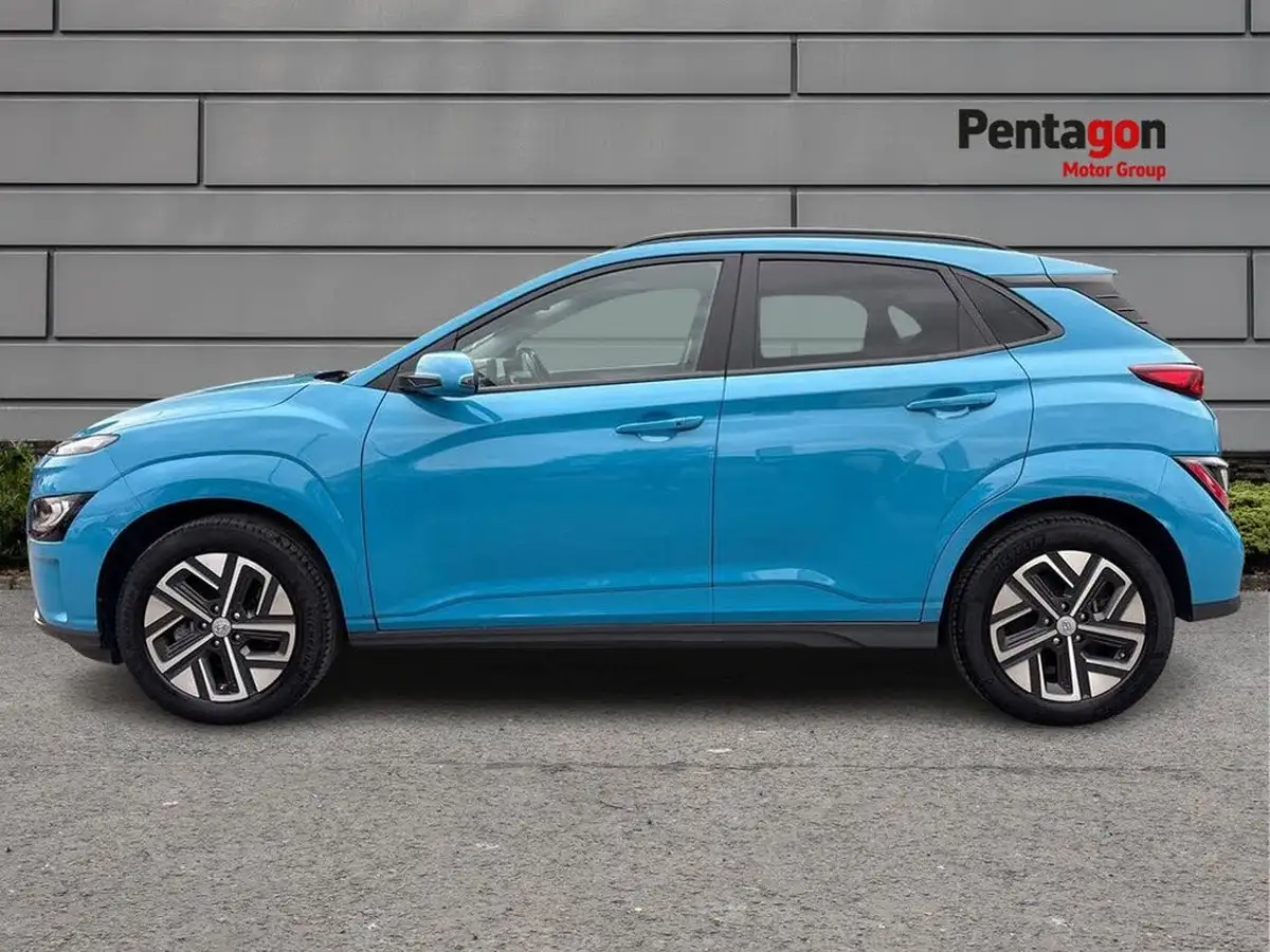 2023-hyundai-kona-e-premium-136ps-39kwh-big-13