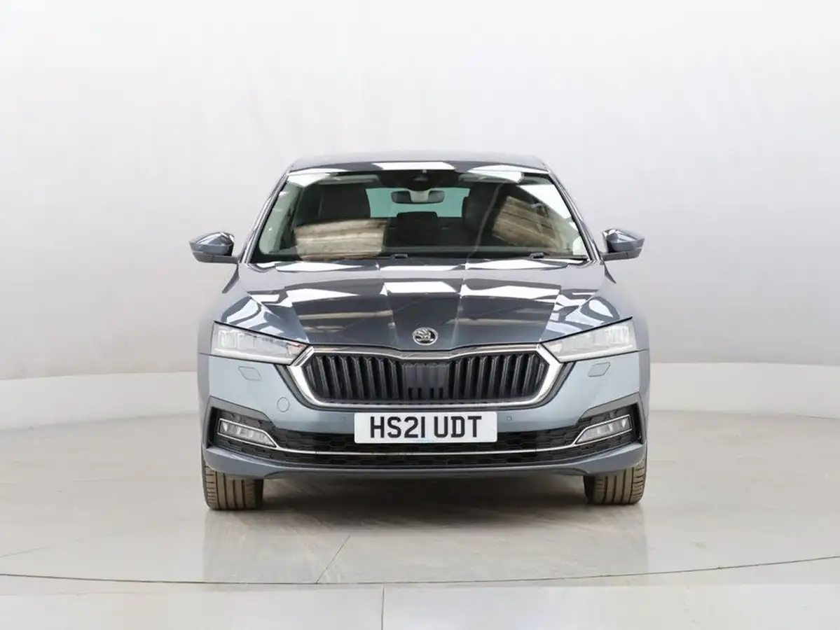 2021-skoda-octavia-14-tsi-se-l-hatchback-big-2