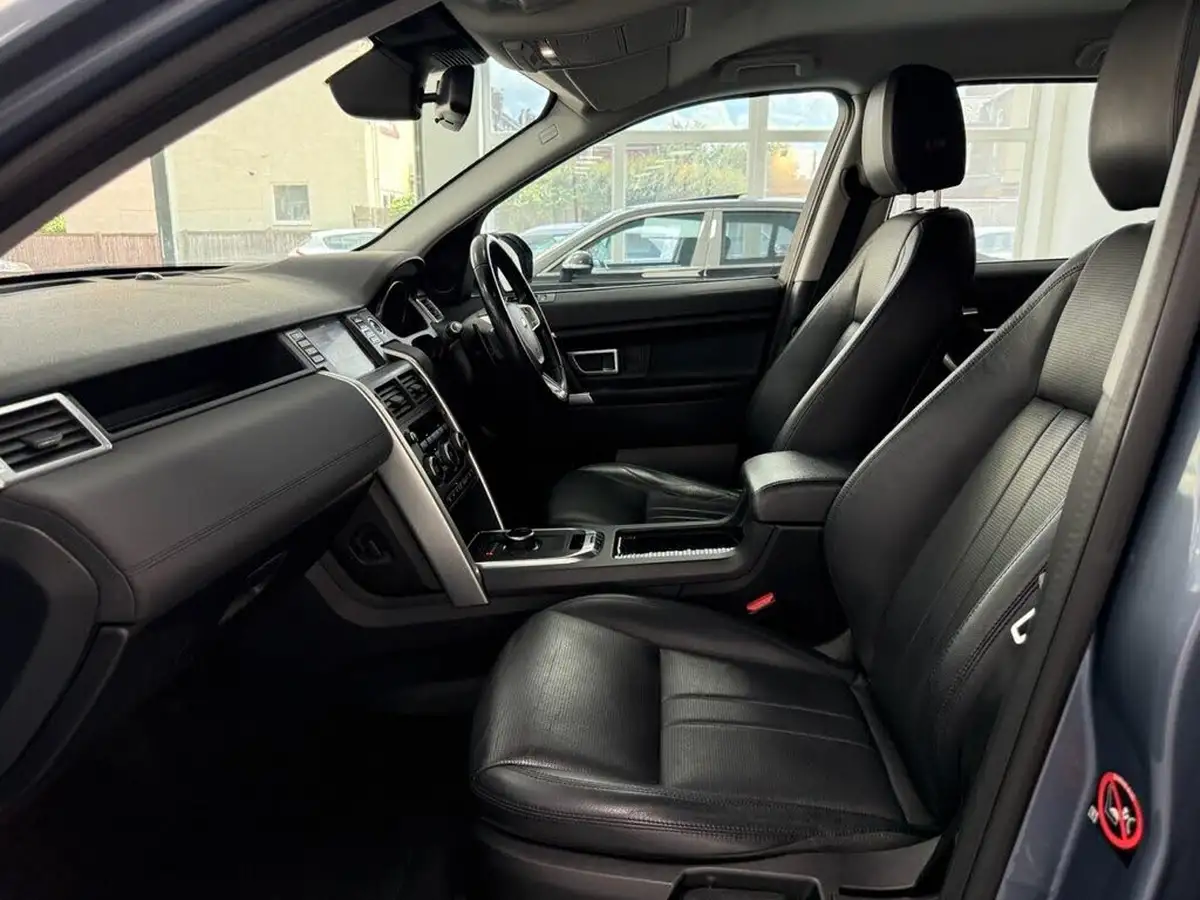 2017-land-rover-discovery-sport-20-si4-se-tech-big-15