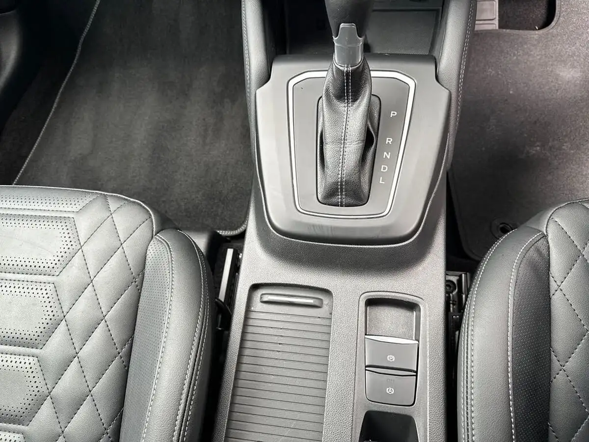 2022-ford-focus-10t-active-vignale-125ps-hybrid-mhev-hatchback-powershift-big-27