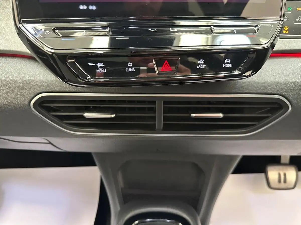 2020-volkswagen-id3-e-style-big-13