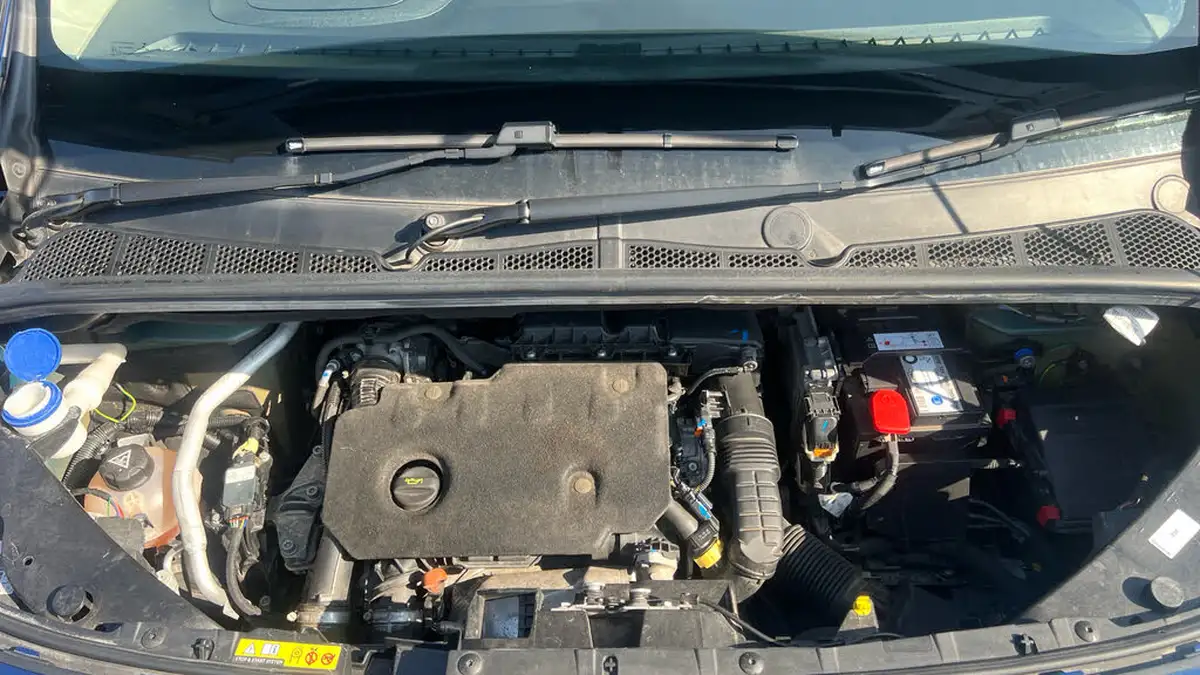 2021-vauxhall-combo-life-15-se-100ps-big-17