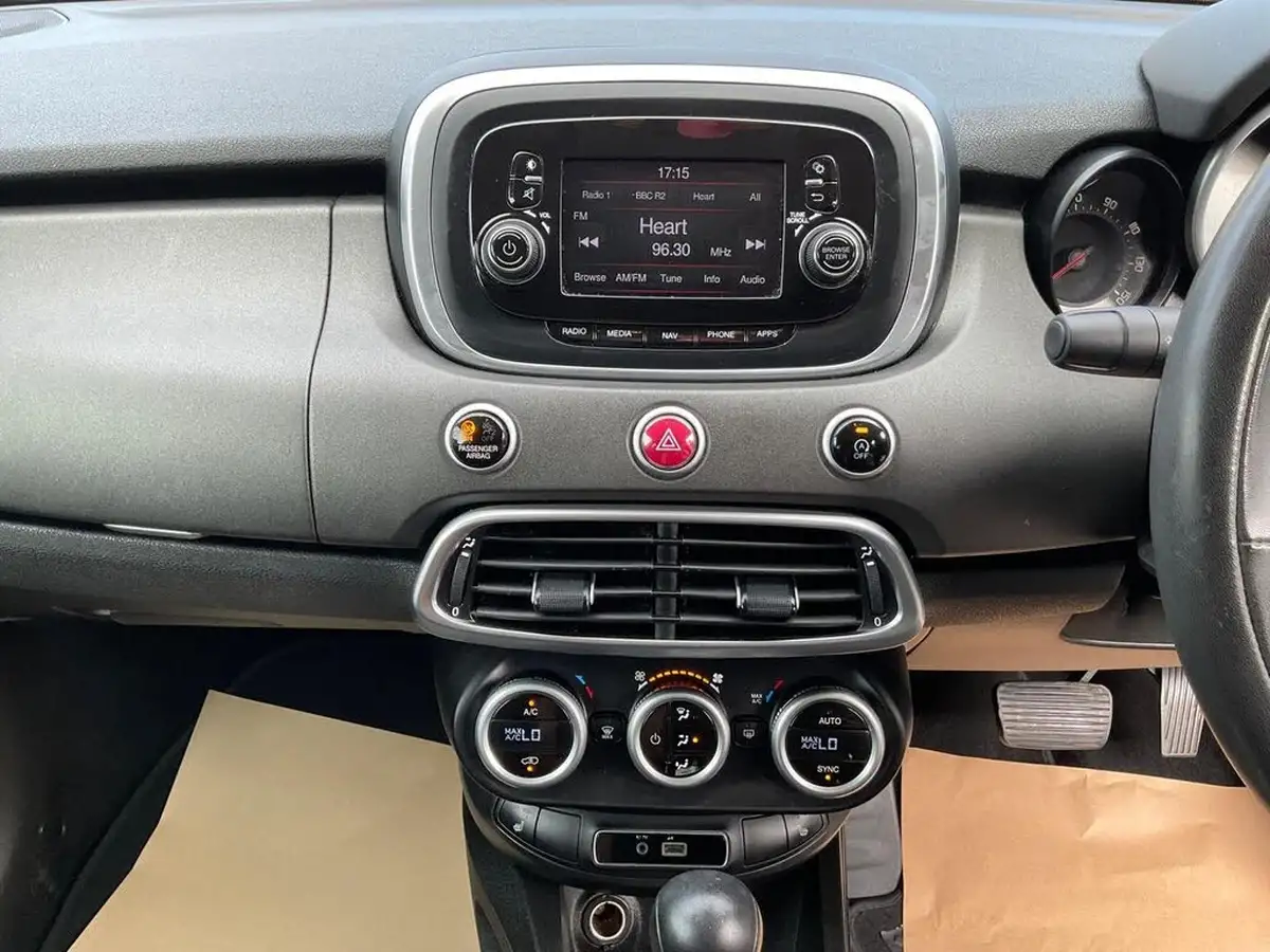 2015-fiat-500x-20multijet-ii-cross-plus-opening-edition-big-18