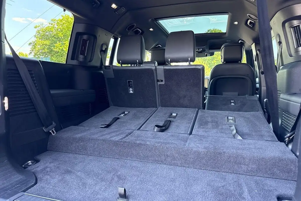 2023-land-rover-110-defender-30-d300-hse-big-37