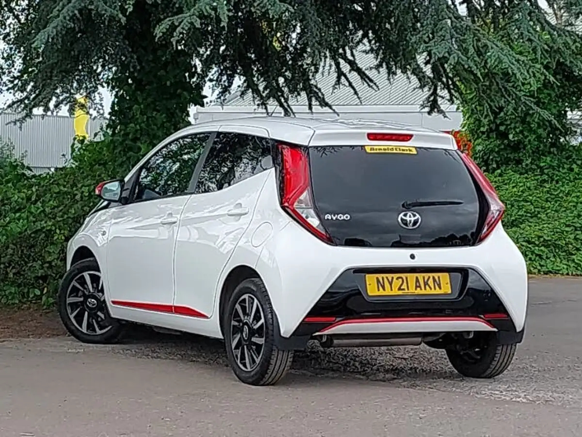 2021-toyota-aygo-10-vvt-i-x-trend-tss-big-1