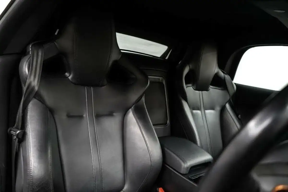 2013-jaguar-f-type-50-s-big-13