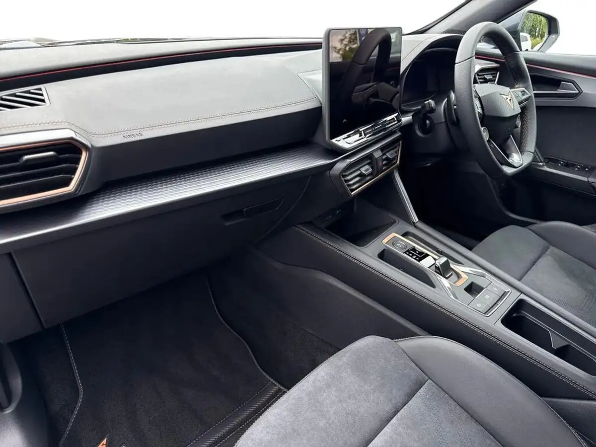 2025-cupra-formentor-15-etsi-v2-big-8