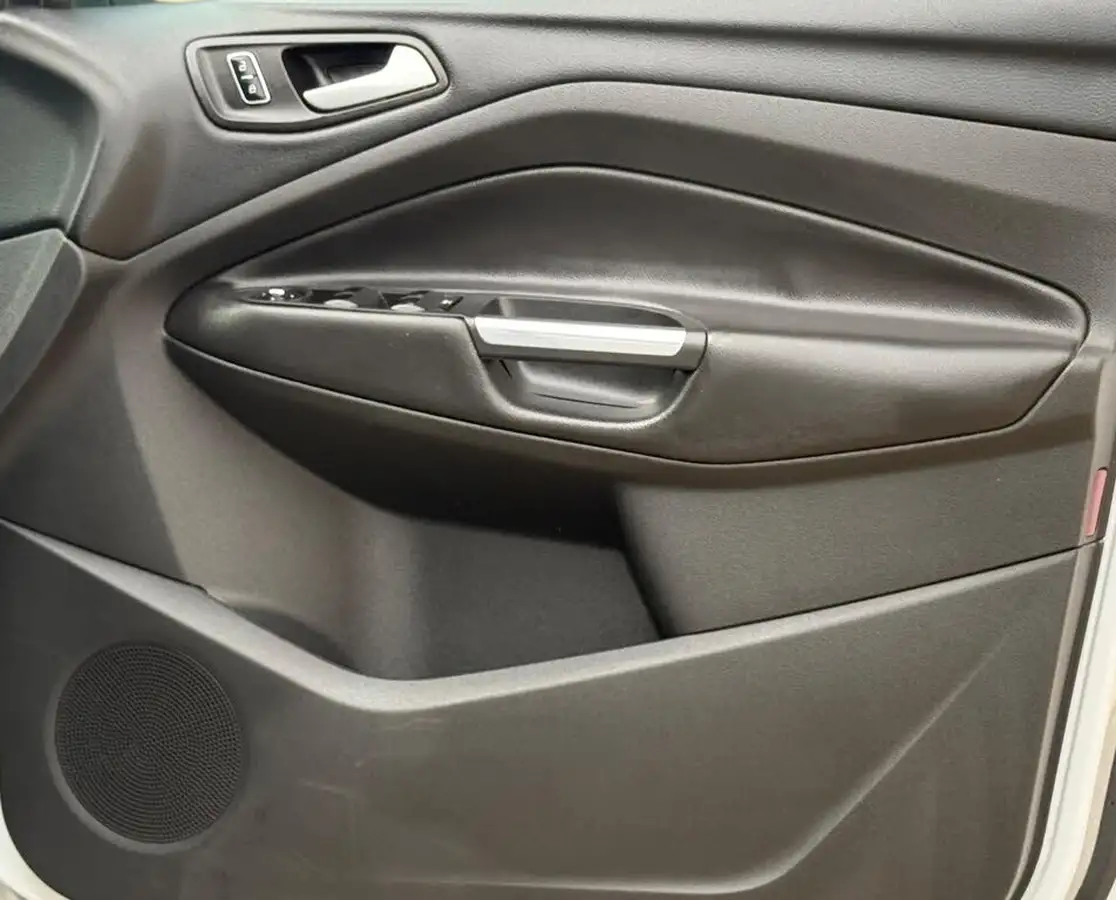 2014-ford-kuga-20tdci-titanium-140ps-big-12