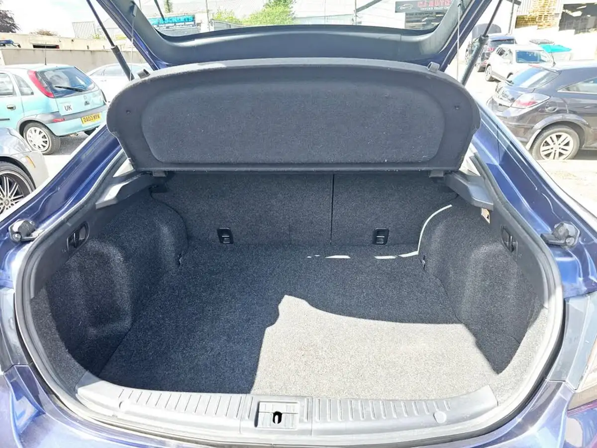2012-mazda-mazda6-18-ts-big-6