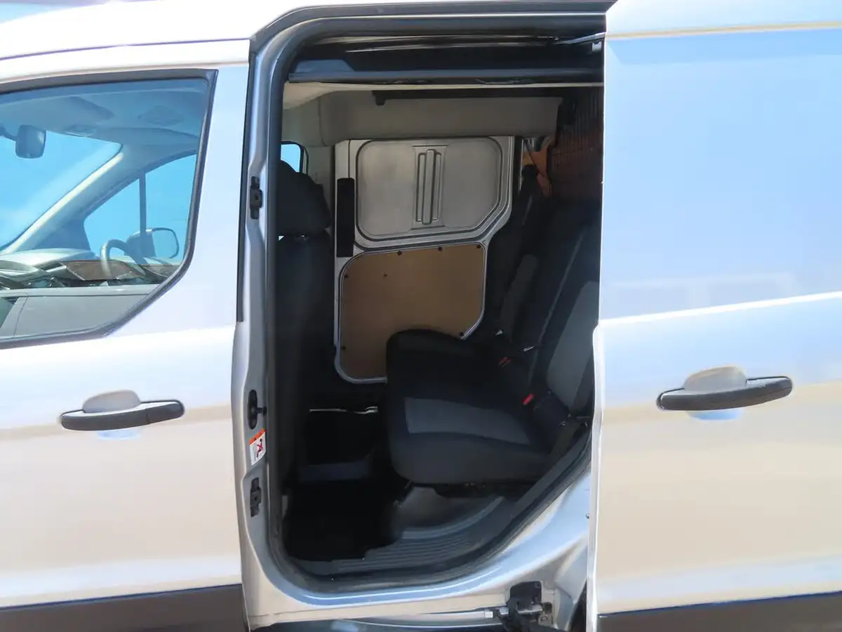 2020-ford-transit-connect-big-9